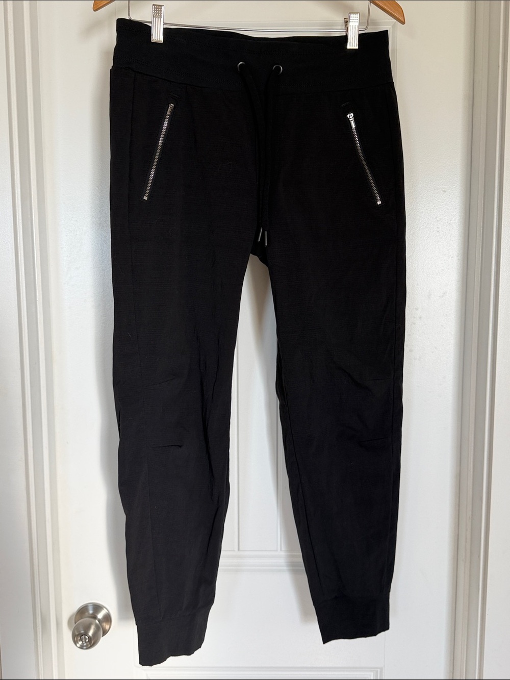 Athleta Trekkie North Joggers Black Size 8 EUC